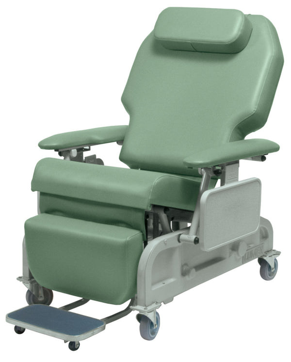Lumex® Powered Bariatric Clinical Care Recliner - Infinite Positioning with Adjustable Backrest & Legrest | Graham-Field