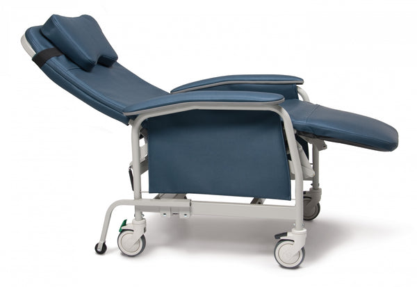 Lumex® Extra Wide Deluxe Preferred Care Recliner with Infinite Recline & Caregiver Lock | Graham-Field