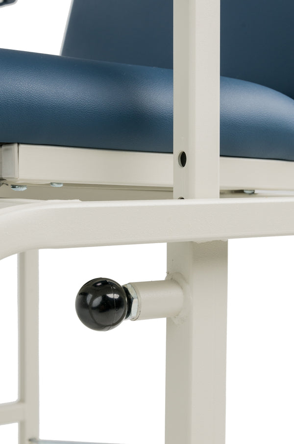 Lumex® 6200 Bariatric Phlebotomy Chair for Exam Rooms & Emergency Rooms | Graham-Field