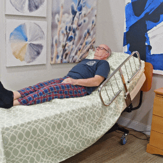 A video showcasing the height of the luxury electric hospital bed. 